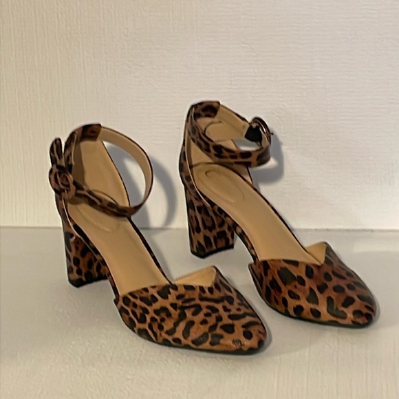 Comfort EST 1946, leopard print, block heel shoes. - Picture 1 of 10